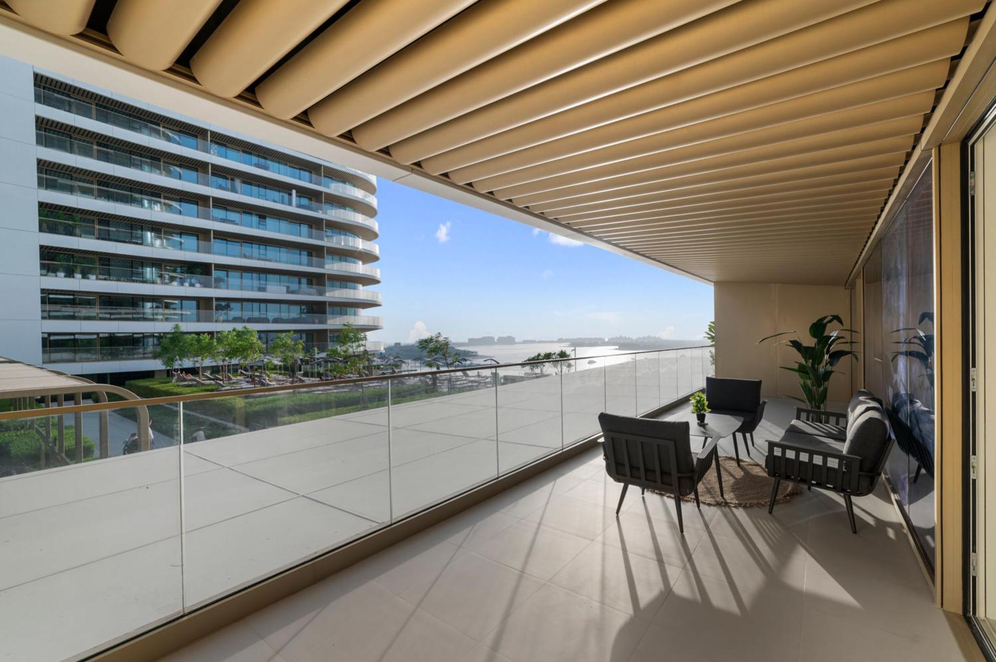 Luxury 2-bedroom With Sea View Apartment *